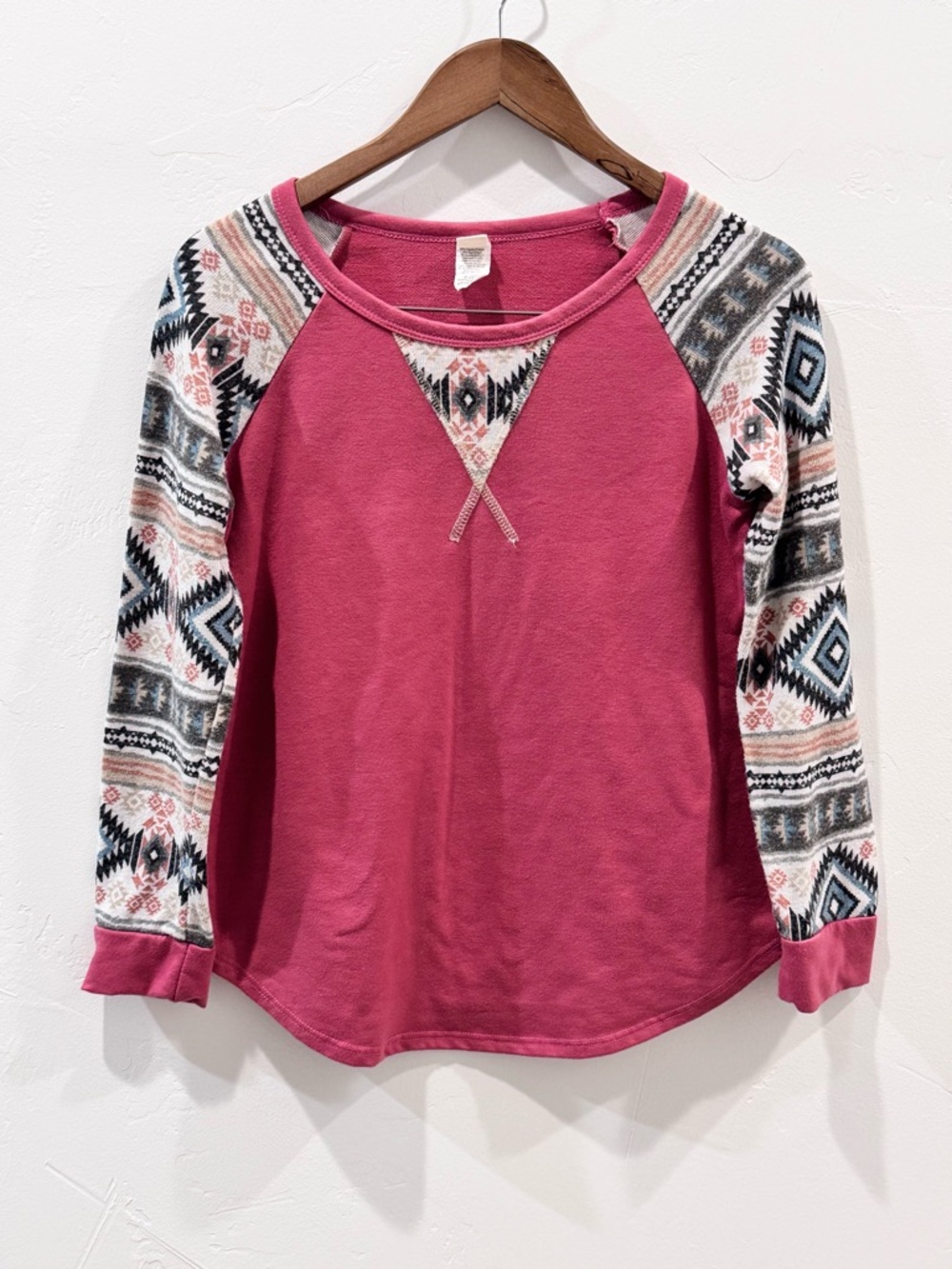 Rose Long Sleeve Aztec Pattern Southwestern Raglan Shirt Women Size Medium